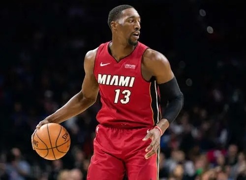  热火巴特勒膝盖伤势将缺阵两周  